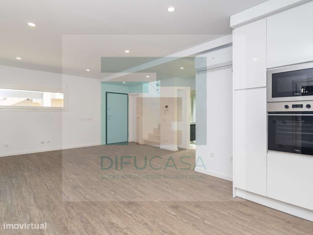 Moradia Geminada T3 + escritorio-12