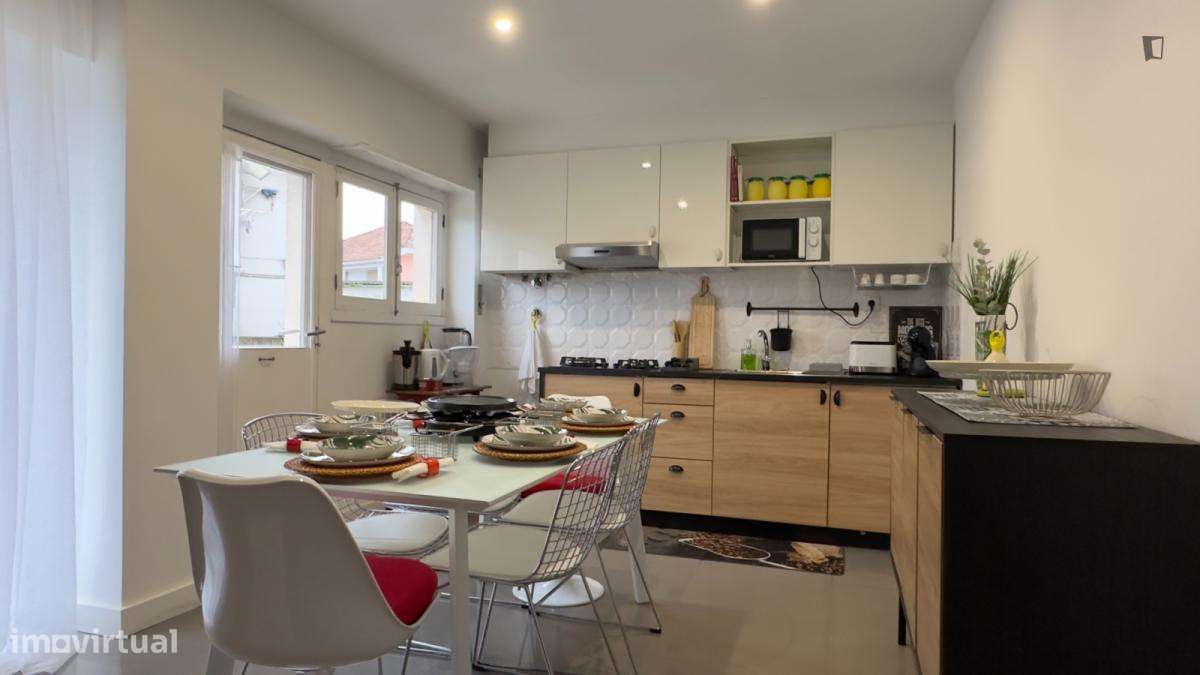 Quarto - localizado em Norton de Matos Coimbra - Grande imagem: 2/21