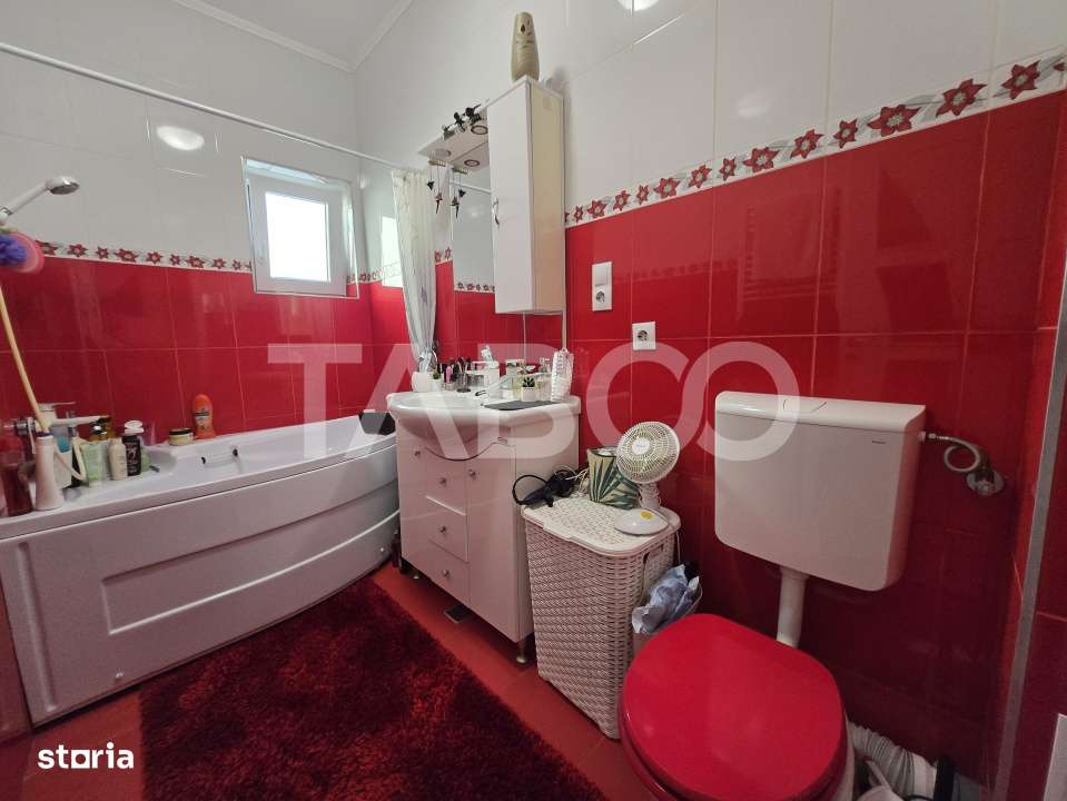 Apartament de vanzare 69mp 3 camere decomandat zona Tineretului Sibiu - Imagine principală: 4/19