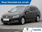 Volkswagen Passat - 2