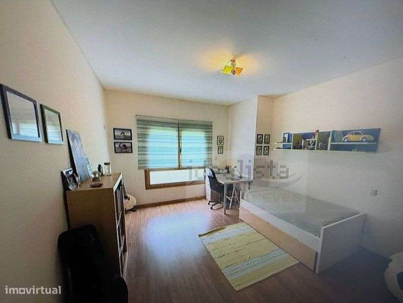 Crédito Jovem -T3 -Qtª da Cruz de Pau - São João dos Montes - Alhandra - Grande imagem: 5/12