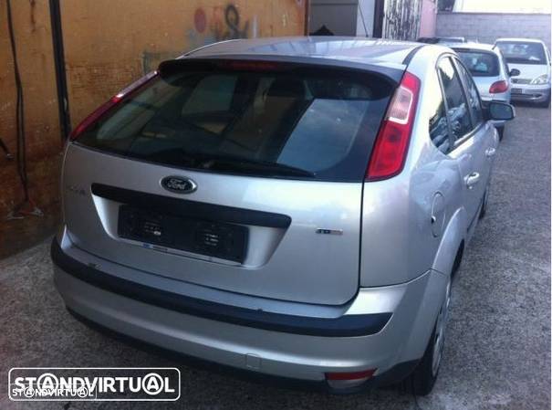 Ford Focus 1.6 TDCi Carro/Carrinha 2005 para peças - 3