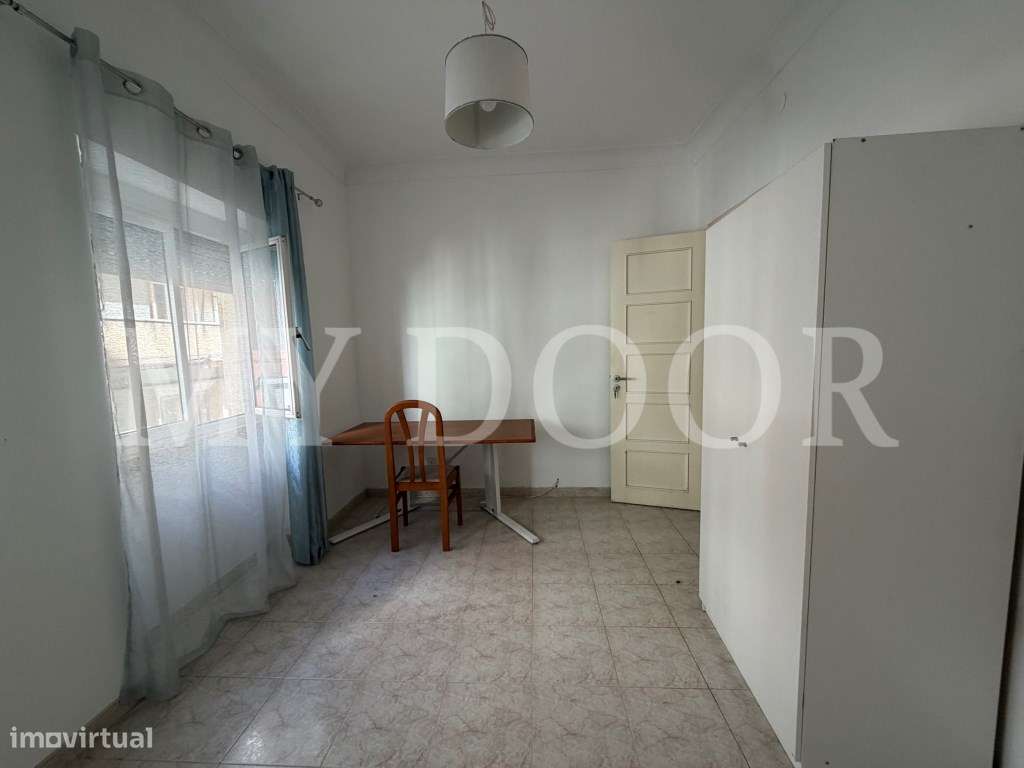 T2 p/ Venda - Moscavide - RCH ALTO - Luminoso-22