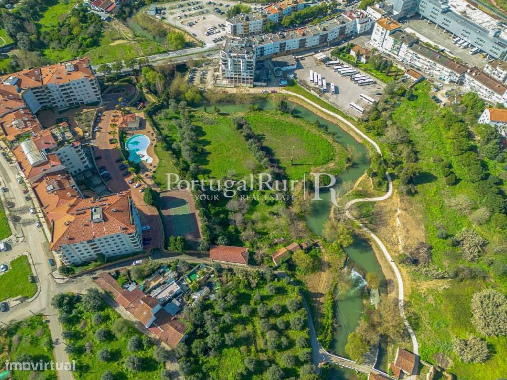 Quinta Centenária com 1.38 ha em Torres Novas - Grande imagem: 4/8