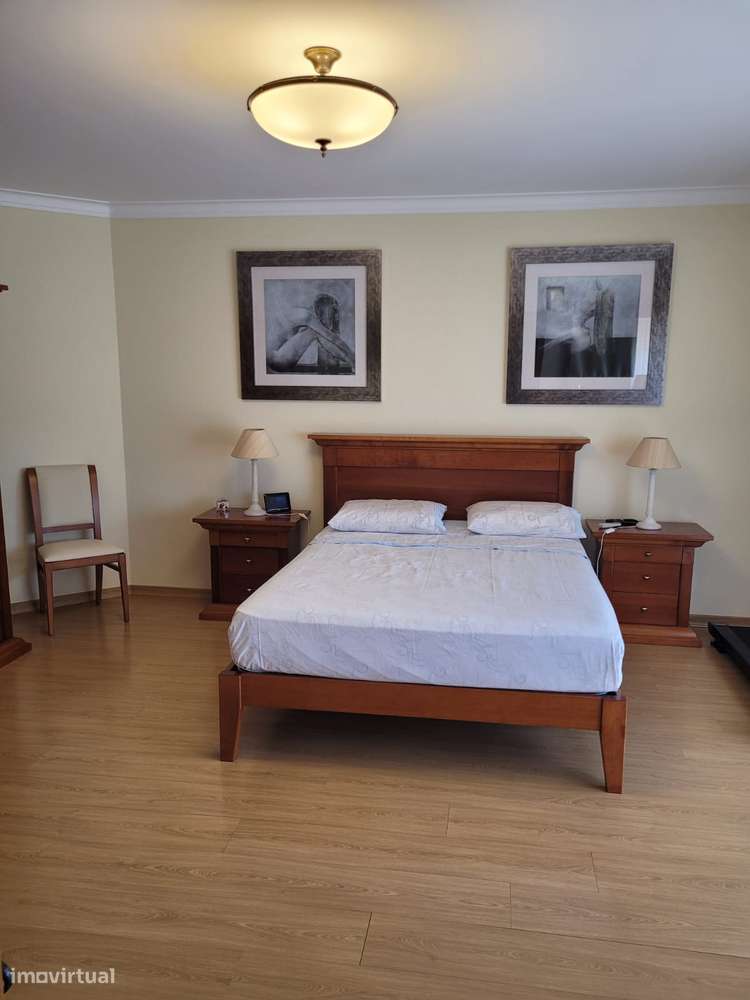 Excelente Apartamento T4-16