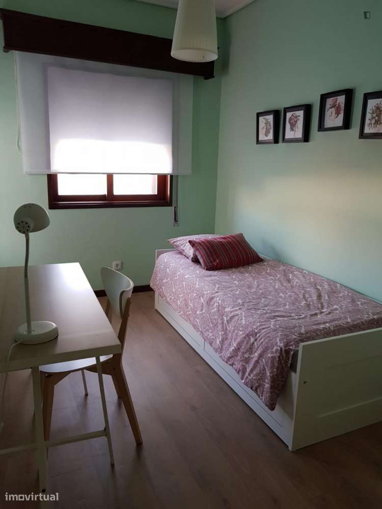 Quarto - localizado em Cedofeita Porto - Grande imagem: 2/15