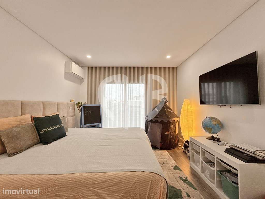 Apartamento T4 Duplex 3/ Suites com Vista Lisboa / Rio Tejo-32