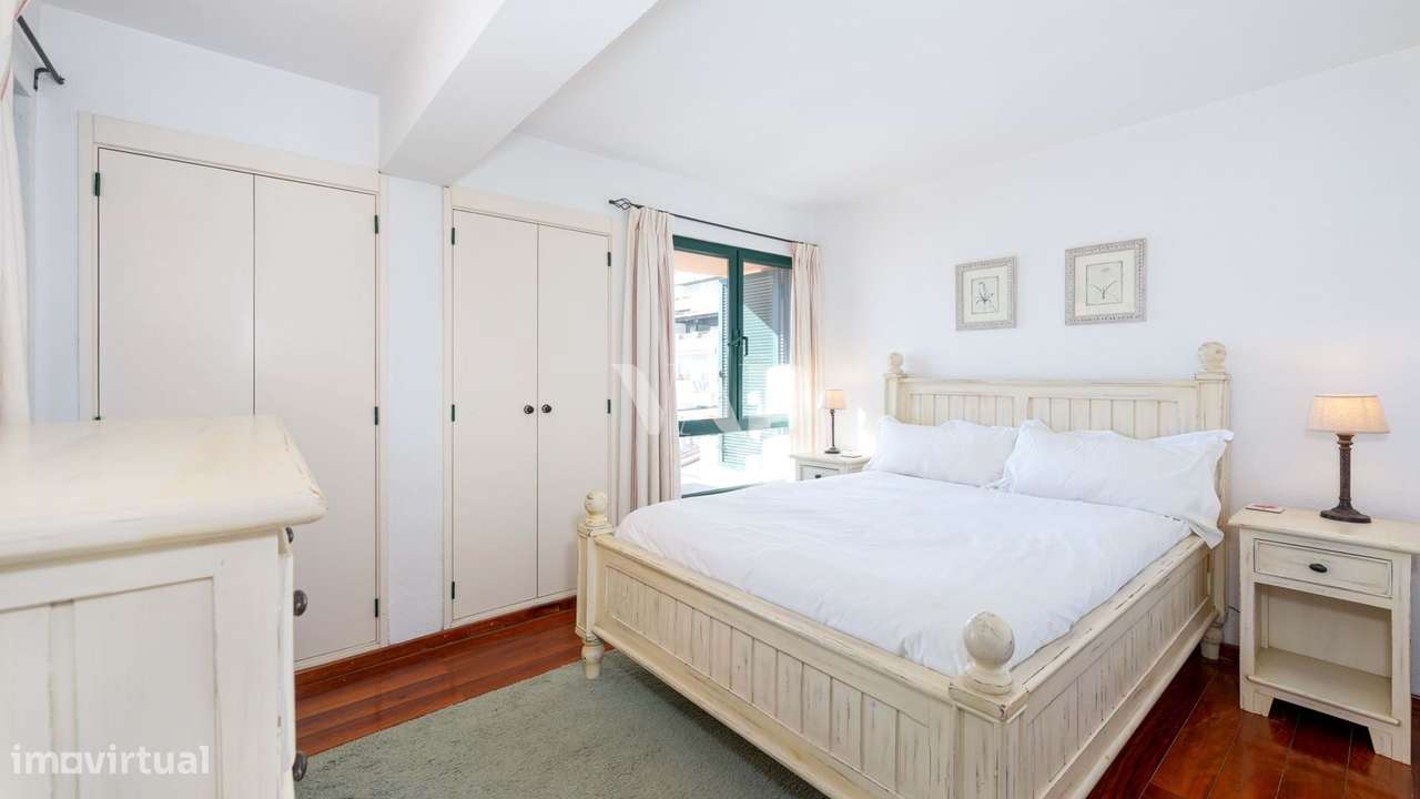 Apartamento T2 com Vista Direta para a Marina de Vilamoura e Varanda d - Grande imagem: 5/18