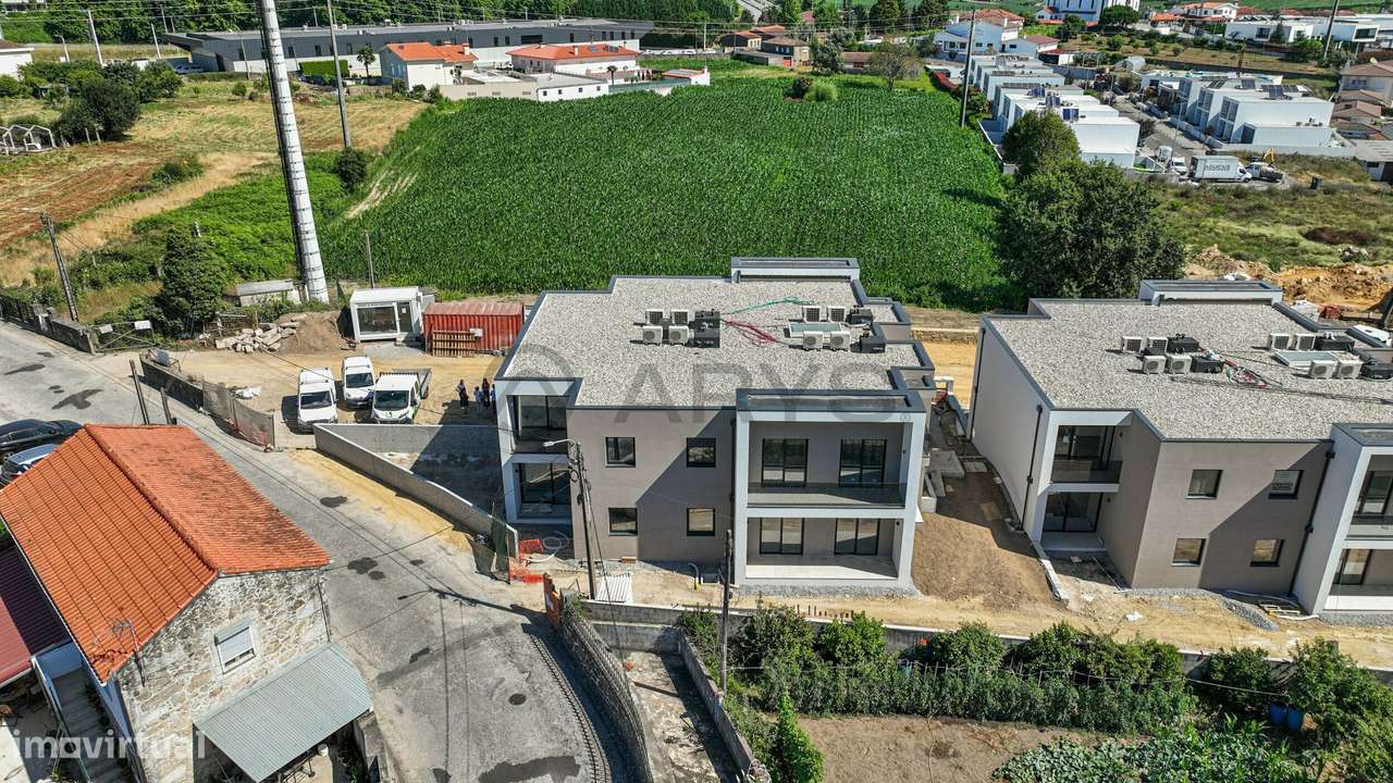 APARTAMENTO T1 NOVO-12