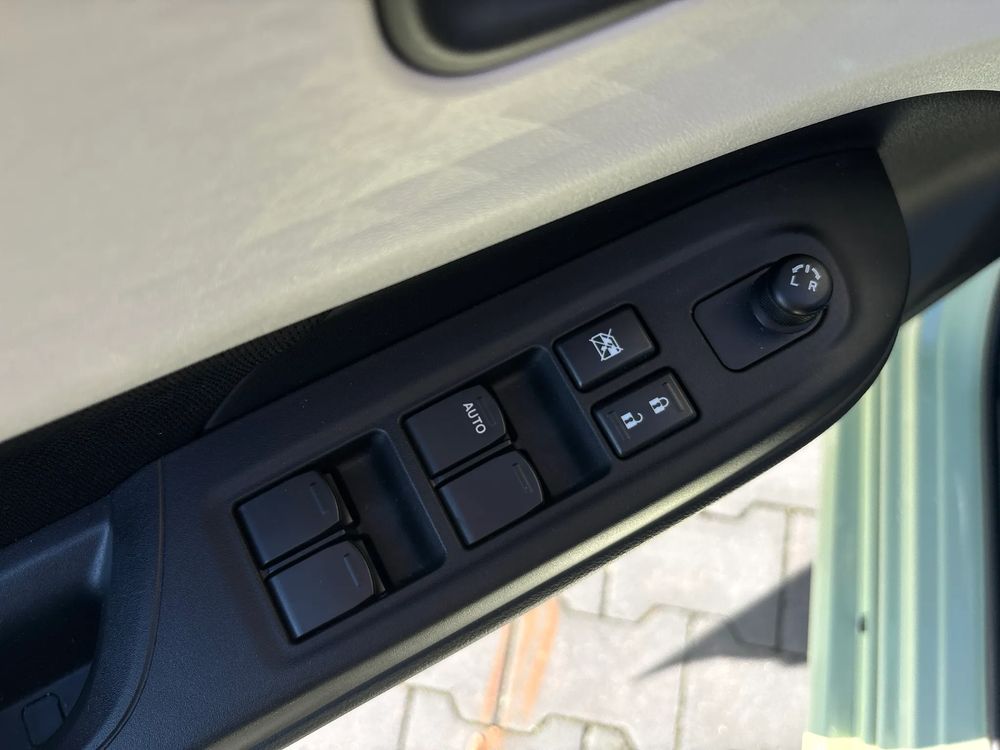 Suzuki Swift DualJet mild Hybrid 2WD 5MT Premium Plus