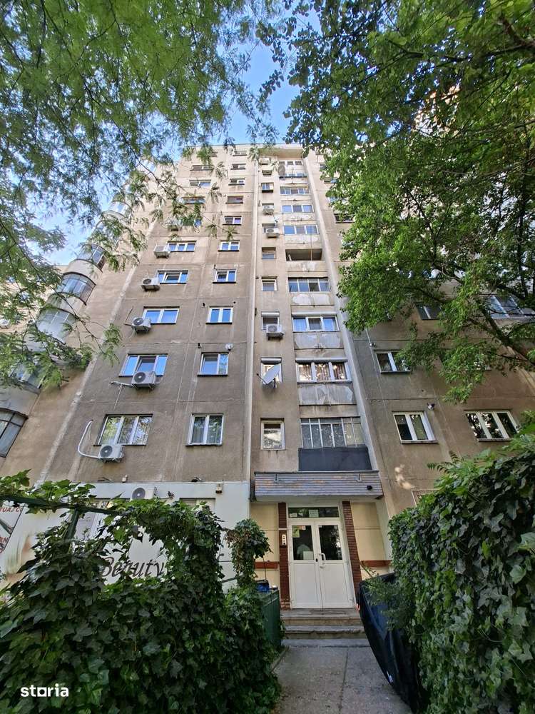 Rahova-Petre Ispirescu str. Barca bloc de apartamente - garsoniera