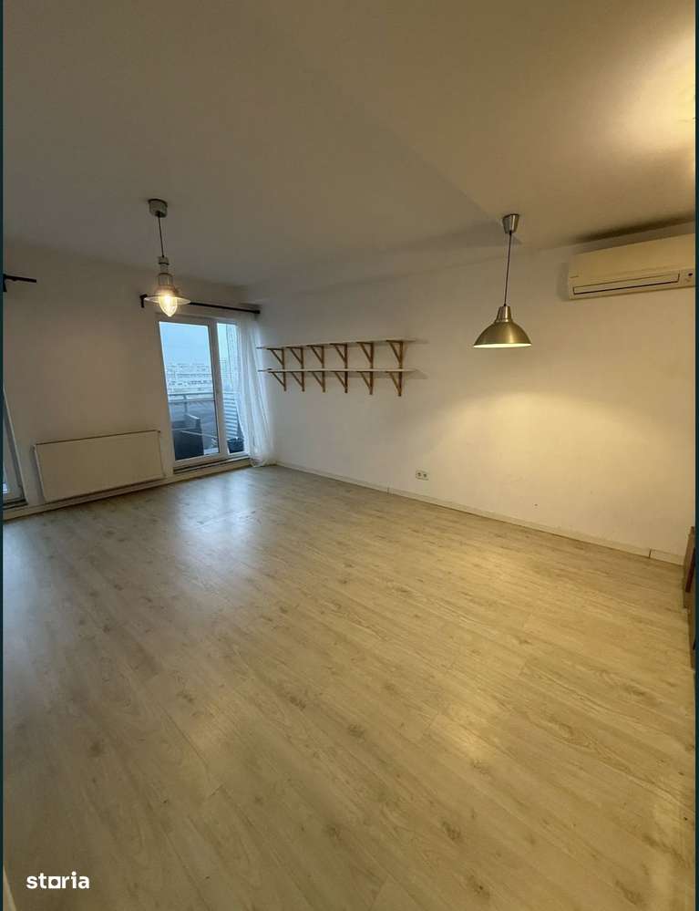 Vânzare apartament 2 camere cu parcare și boxă Hercesa/Costin Georgian-0