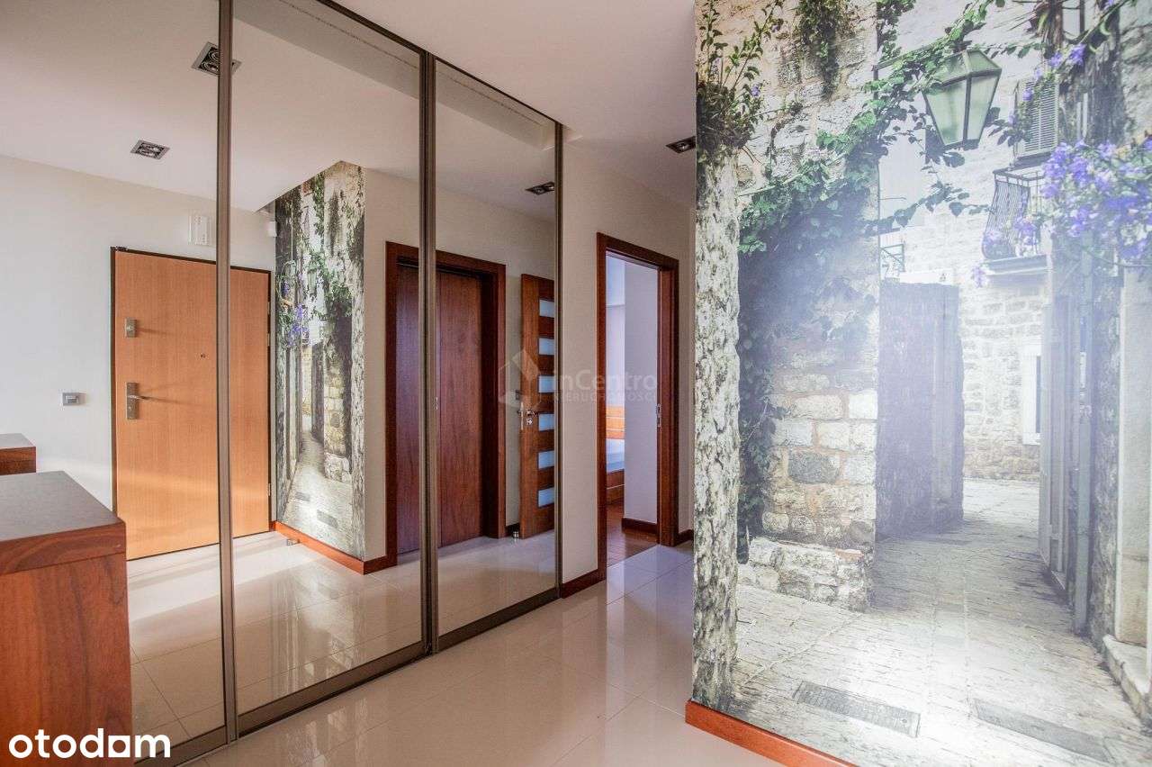 Przestronny apartament z tarasem. Czerwone Maki.-8