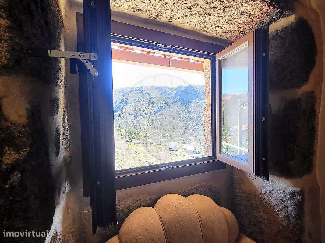 Moradia T1 para arrendamento - Grande imagem: 5/29