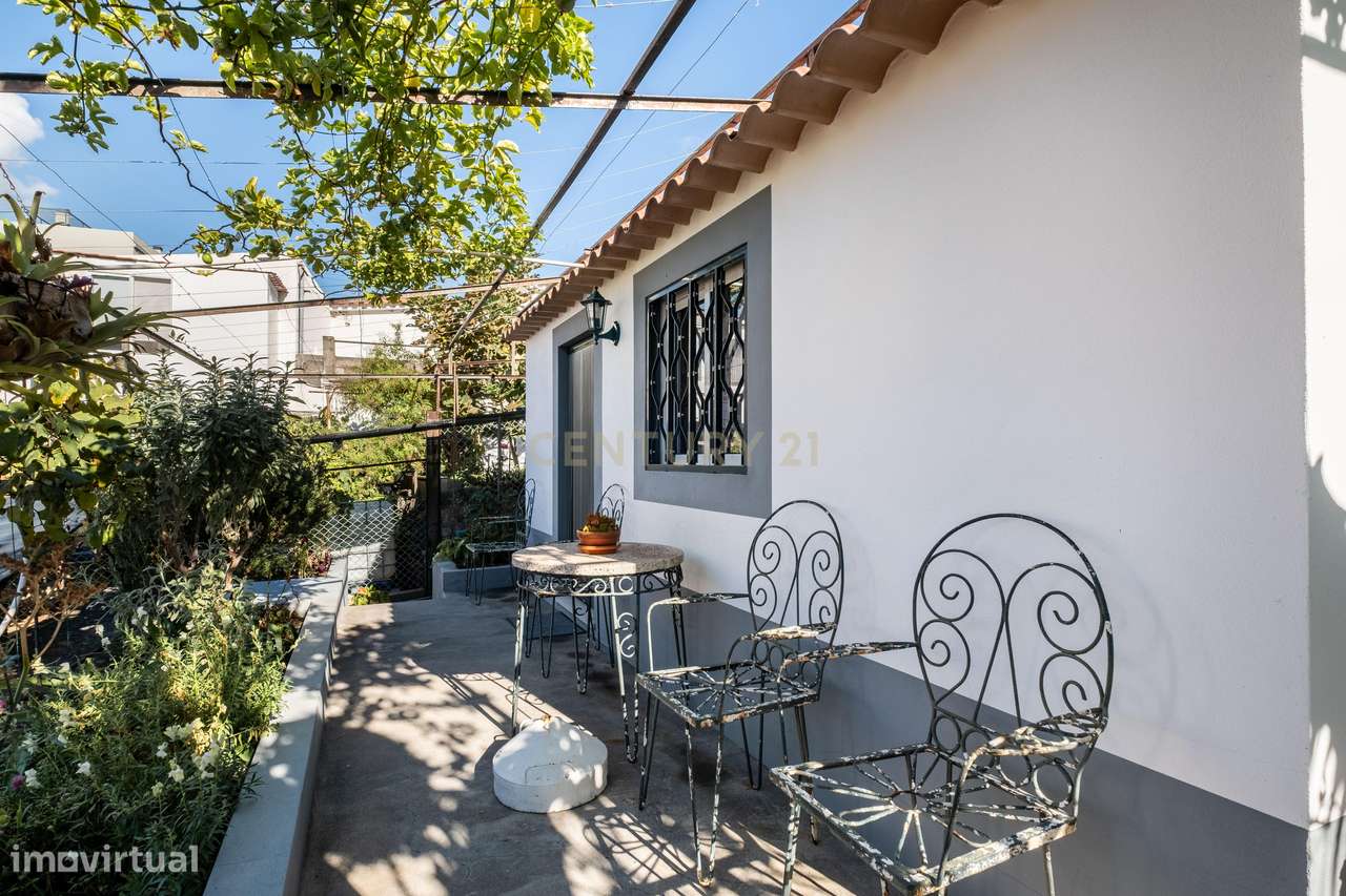 Moradia Típica Madeirense com Potencial Único – Piornais, Funchal-8