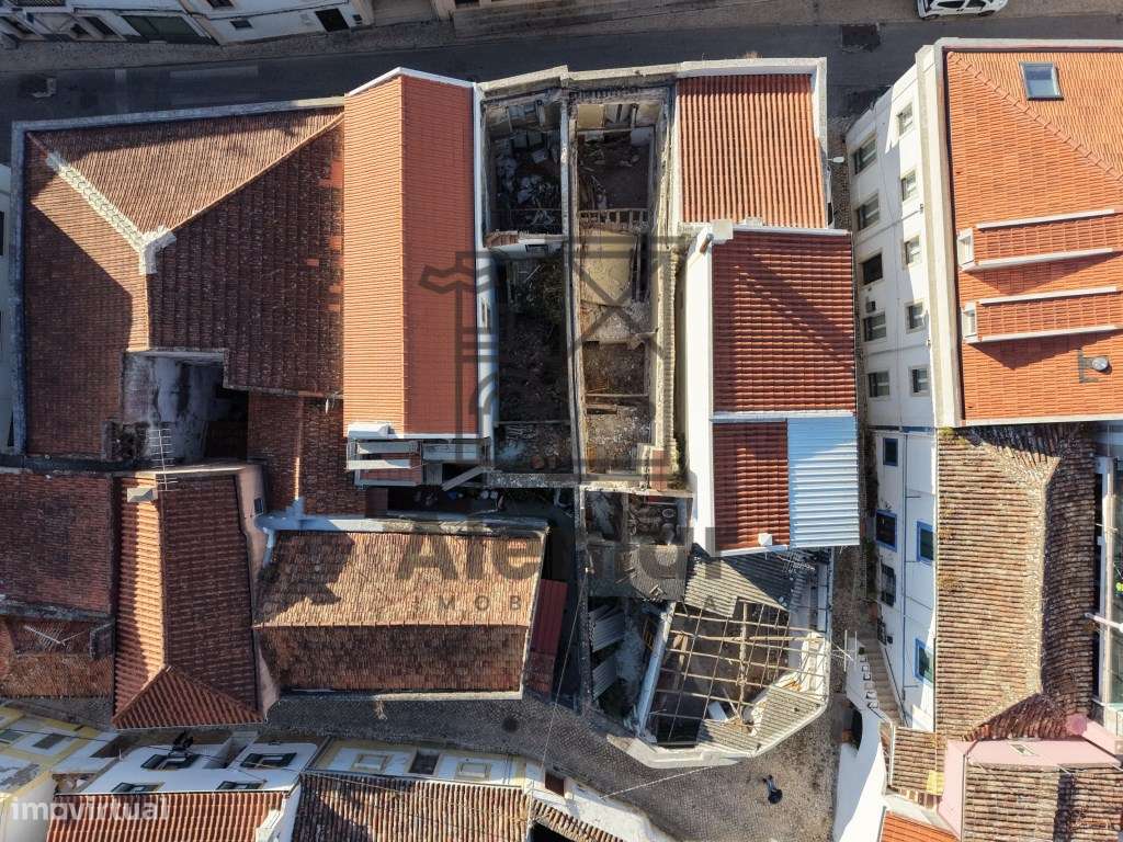 Prédio para remodelação no centro de Alenquer-11