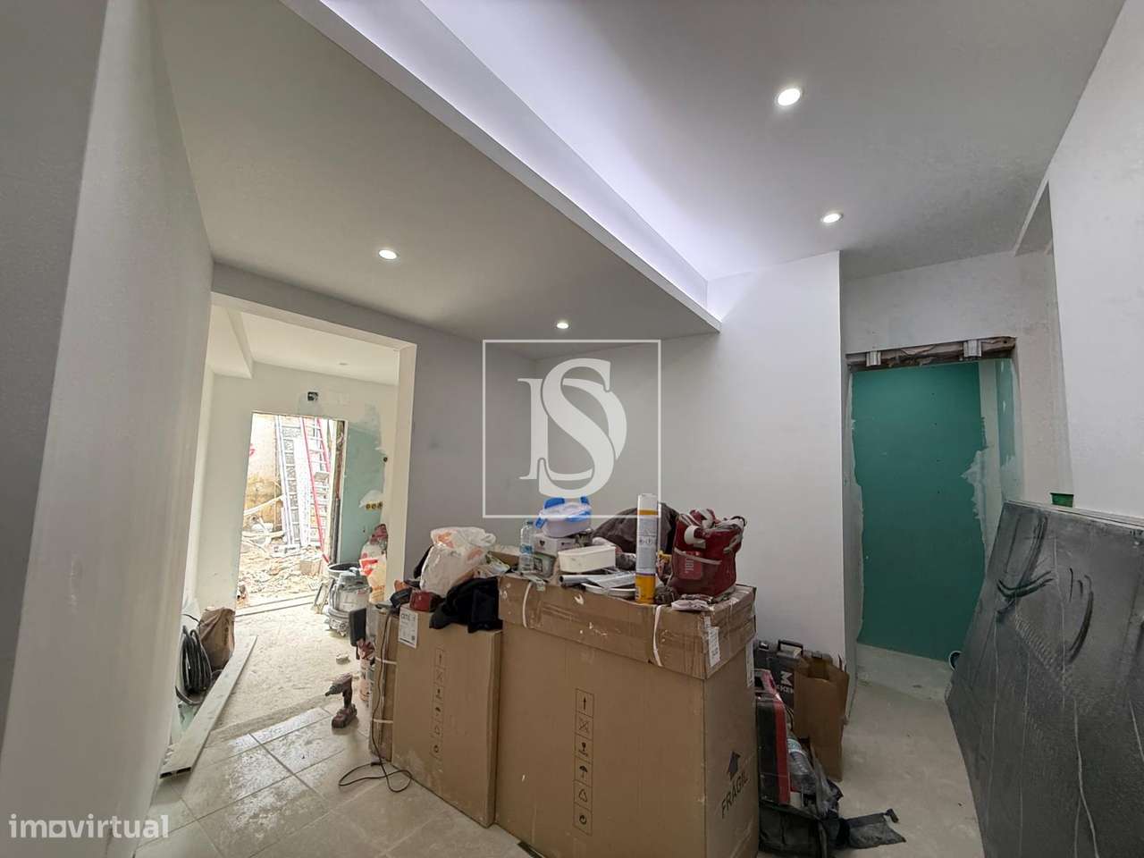 ✨ Moradia T3 Totalmente Renovada no Centro de Santarém ✨-9