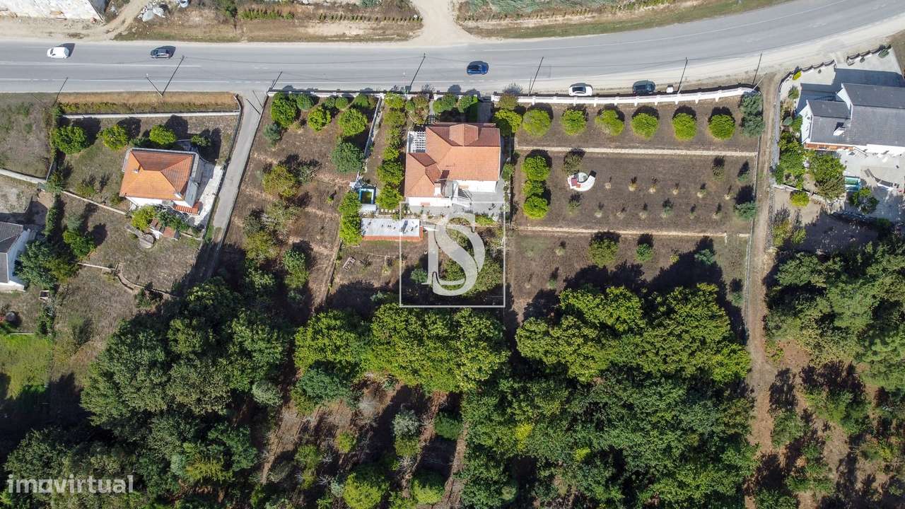 Quinta com 16500m2 - Grande imagem: 2/57