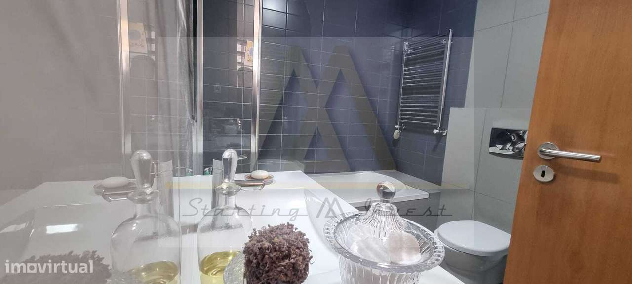 Apartamento T2 Triplex com 2 lugares garagem-20