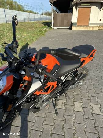 KTM Duke - 18