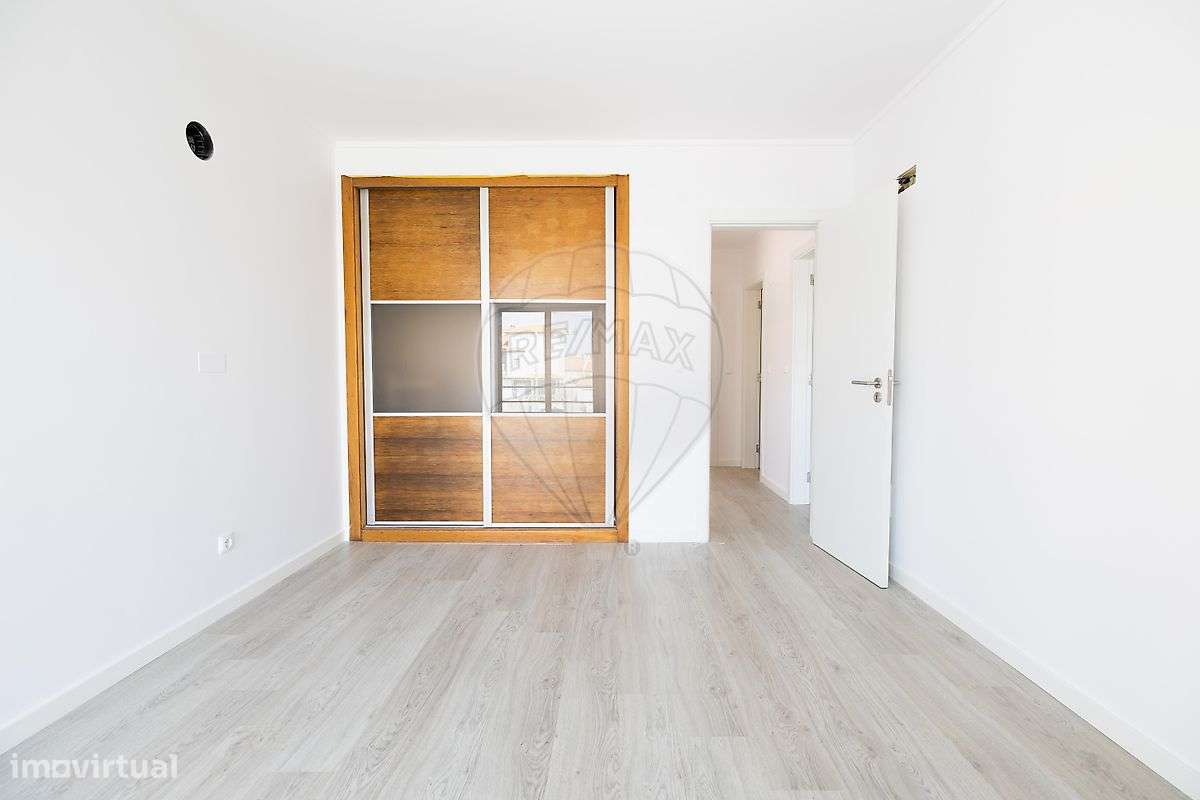 Moradia T4 para venda-8