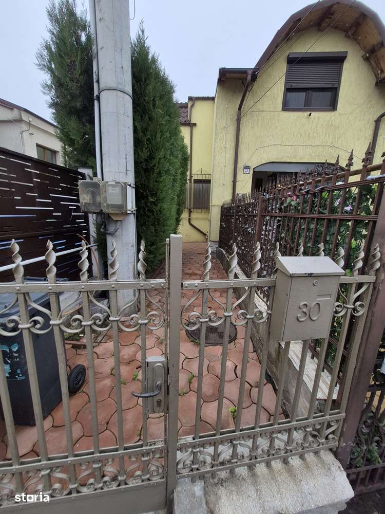 Vila pe strada Maramures pentru birouri, cabinete-14