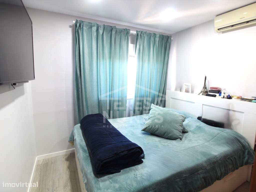 APARTAMENTO T4 - BARREIRO /CIDADE SOL-17