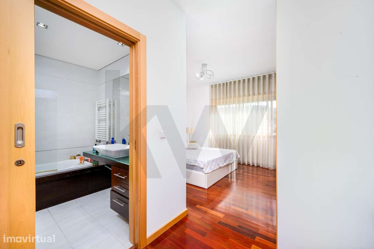 Apartamento T2+1 no centro de Valongo | 2 Frentes-13