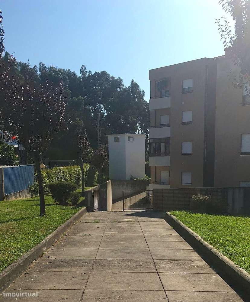 Armazém / Garagem Individual com 19 m2 - Grande imagem: 4/13