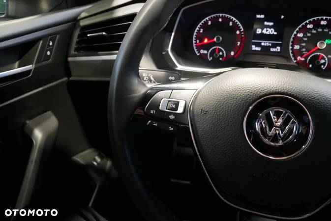 Volkswagen Jetta 1.4 TSI BMT Highline DSG - 23