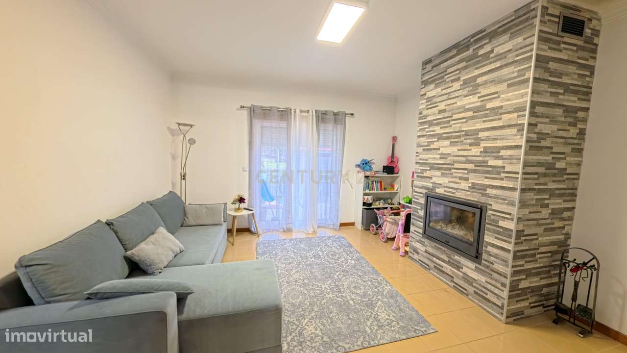 Casa T6 em Fragosela, Viseu - Vista Privilegiada e Conforto - Grande imagem: 5/26