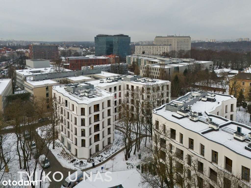 Przestronny apartament na ostatnim piętrze-19
