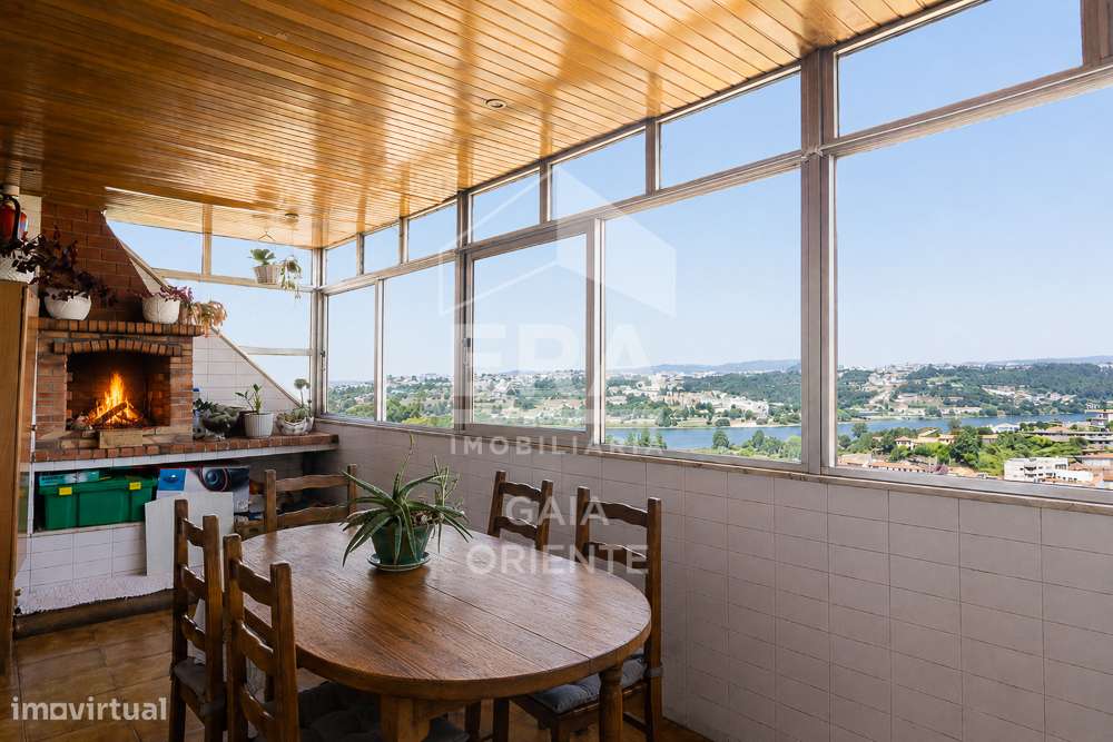 2 kambarių butas, 87 m²