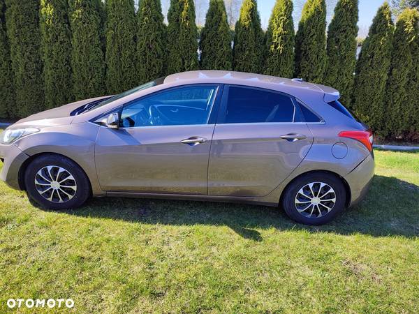 Hyundai I30 1.6 CRDi BlueDrive Classic + - 21