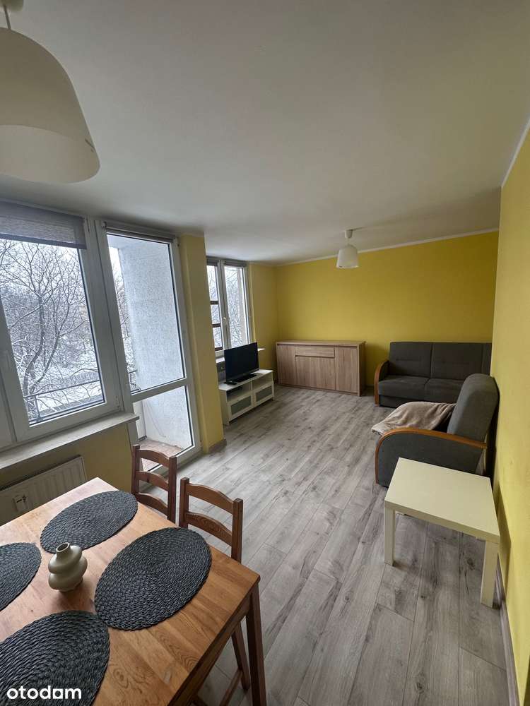 Przytulne mieszkanie 30m² z balkonem - Pełny obrazek: 1/7