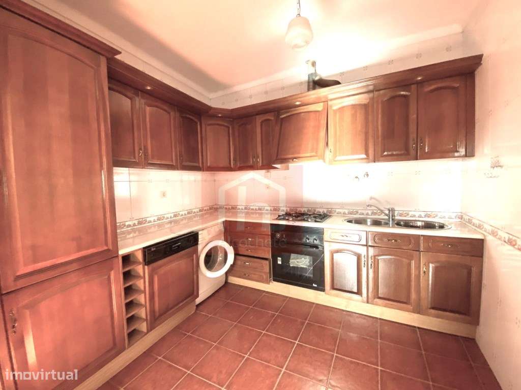 Apartamento T2 no centro histórico de Alcochete com vista rio. - Grande imagem: 2/13