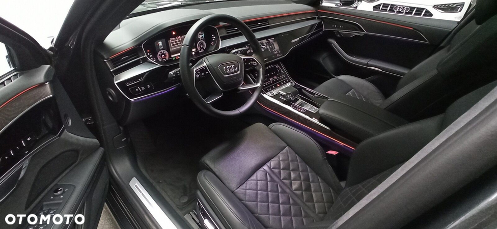 Audi A8 - 39