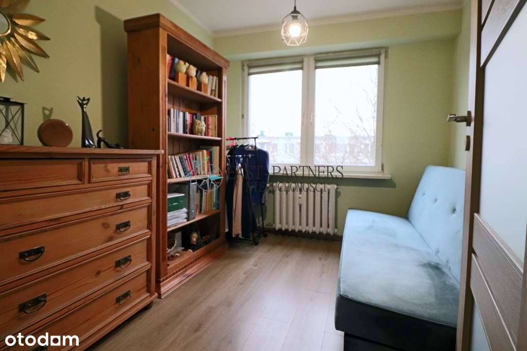 *** Cztery pokoje z garderobą *** Os. Piasta ***-1