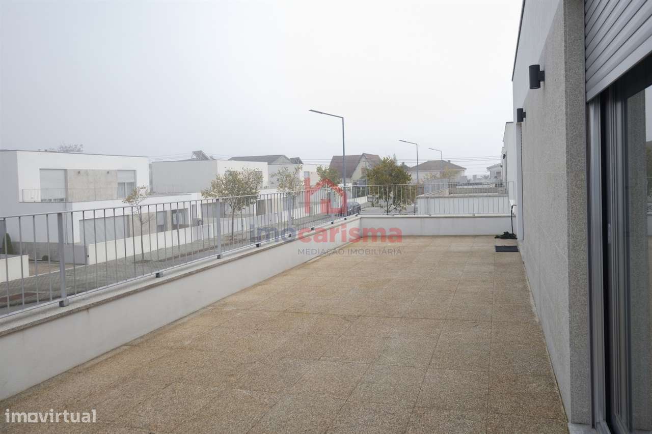 Moradia de Luxo T3 em Mancelos, Amarante-28