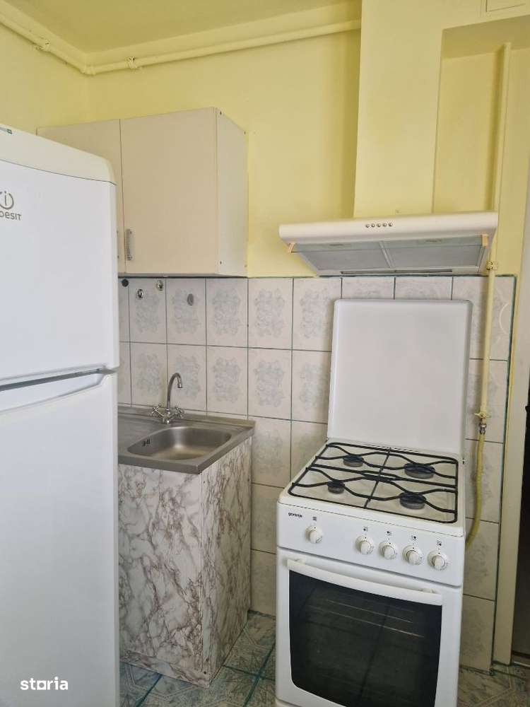 Inchiriere apart.1 cam. ,centrala proprie, Bloc izolat - Imagine principală: 2/9