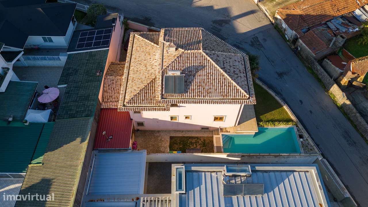 Moradia T3 com piscina em Fiães, Santa Maria da Feira-6
