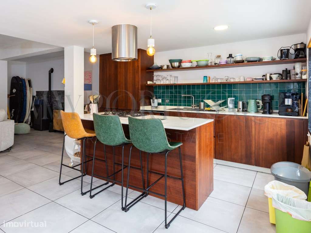 Moradia T4+1 em Ribamar: Onde o Mar e o Conforto se Encontram-5