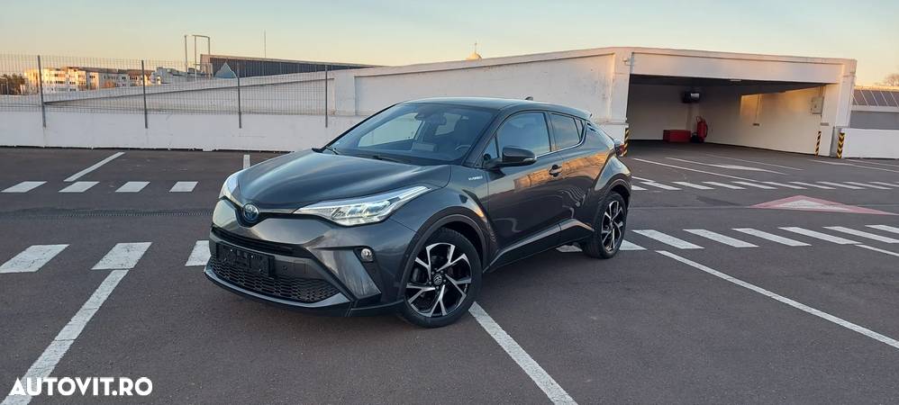 Toyota C-HR 1.8 Hybrid Team Deutschland - 2