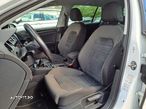 Volkswagen Golf 2.0 TDI (BlueMotion Technology) Highline - 13