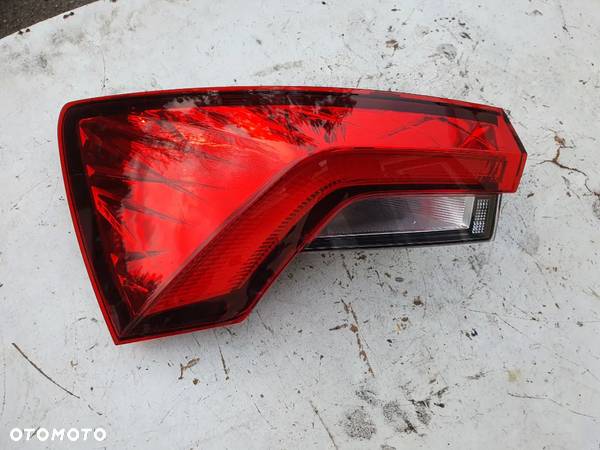 Skoda Scala lampa tył lewa EU Oryginalne 657945095 - 1