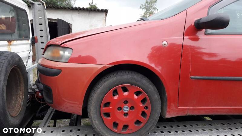 Błotnik prawy przedni Fiat Punto II 2001r 1.2 - 11