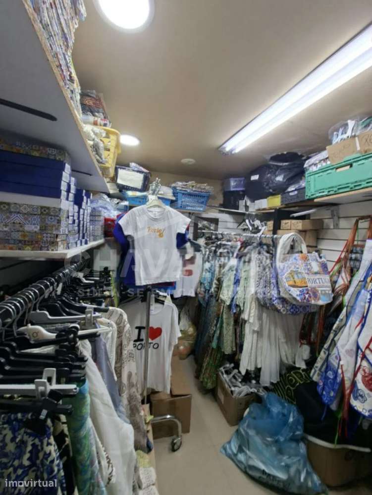 Trespasse de Loja – Rua de Santa Catarina - Localização Premium - Grande imagem: 4/6