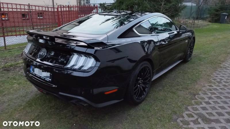 Ford Mustang 5.0 V8 GT - 2