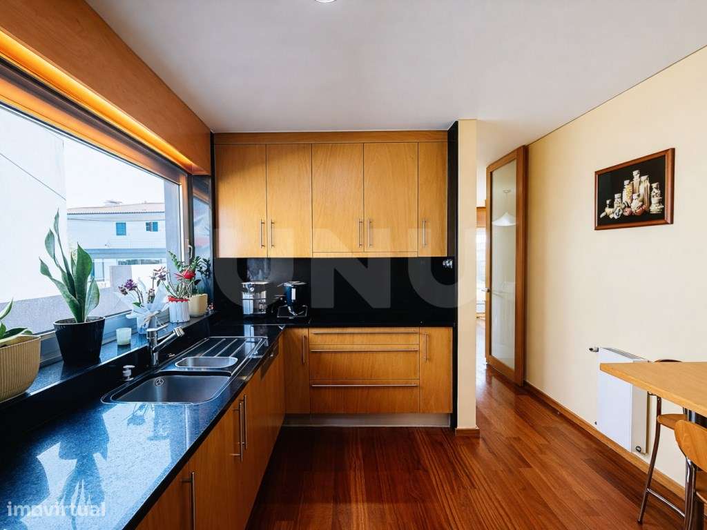 Moradia T5 Moderna com Jardim e Cave Ampla - Árvore, Vila do Conde-7