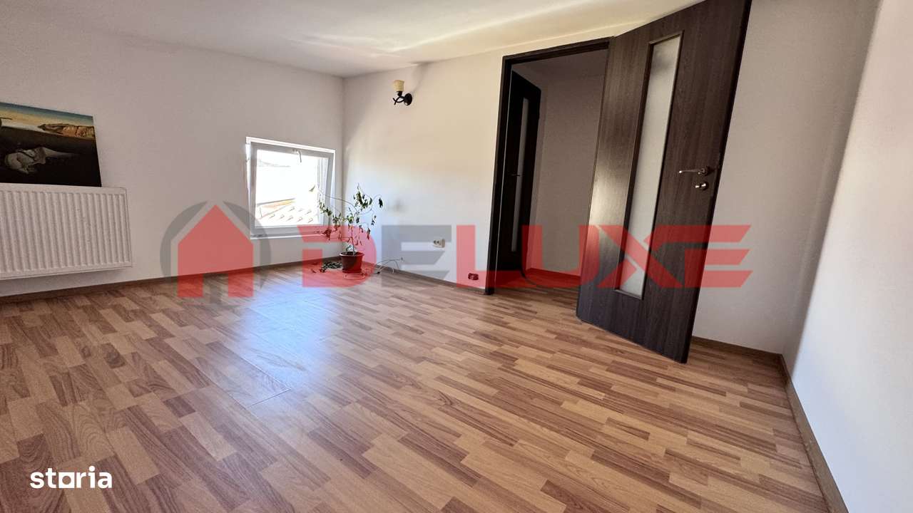 Apartament cu scara interioara-7
